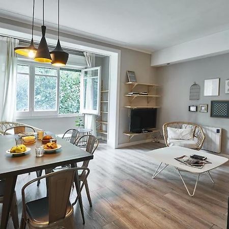 Magnificent 4 Bedroom Apartment In Eixample Barcelona Exterior photo