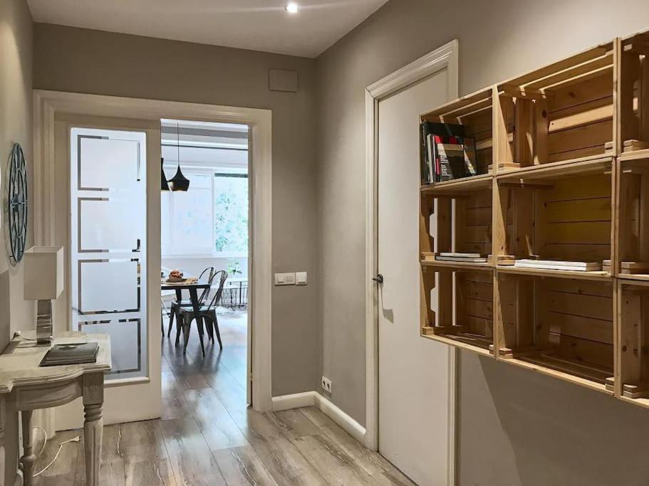 Magnificent 4 Bedroom Apartment In Eixample Barcelona Exterior photo